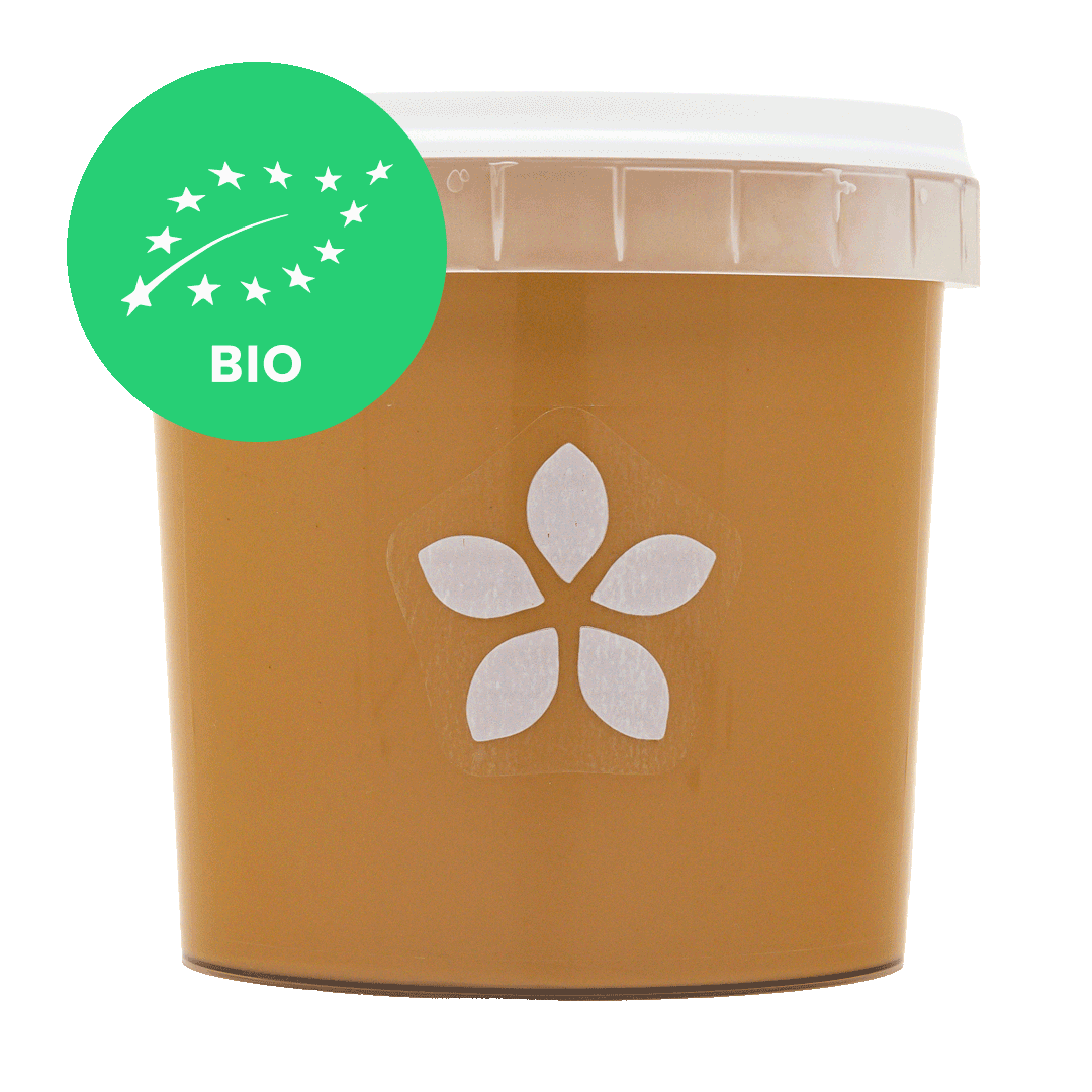 1 kilogram bucket of almond spread