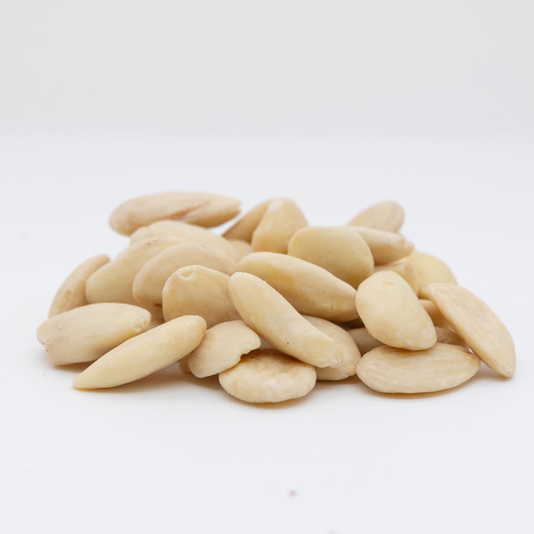 ALMONDS • skinless. no additives.
