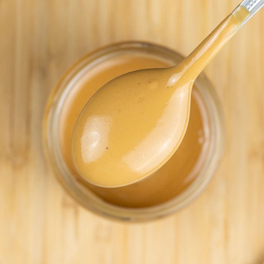 CASHEW • creamy paste of roasted kernels. 90%10 blended with hazelnut. no additives.