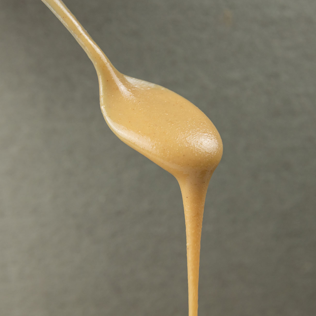 AVELÃ • sem pele. pasta cremosa de miolo torrado. sem aditivos. 