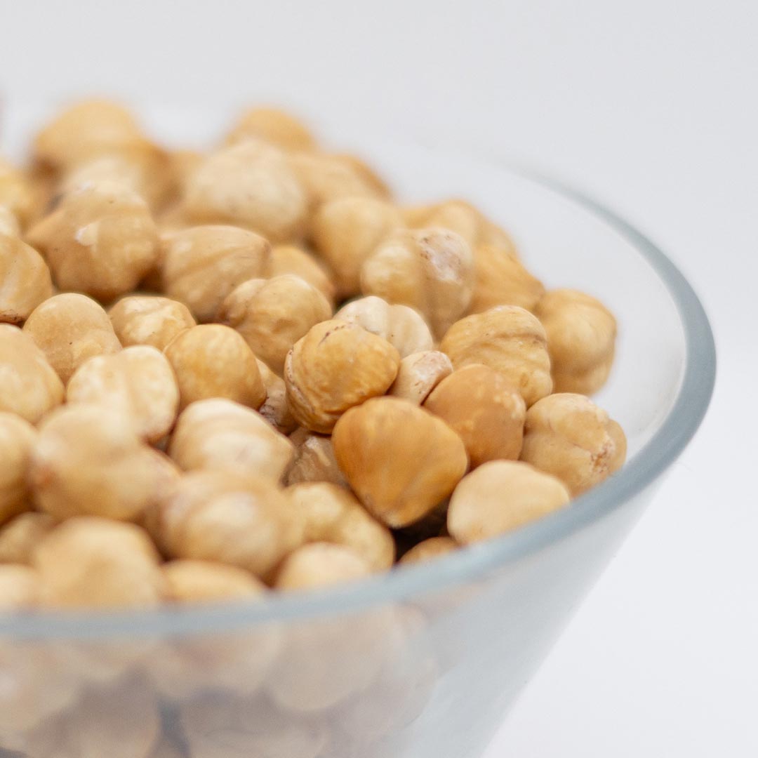 HAZELNUTS • skinless. roasted. no additives.