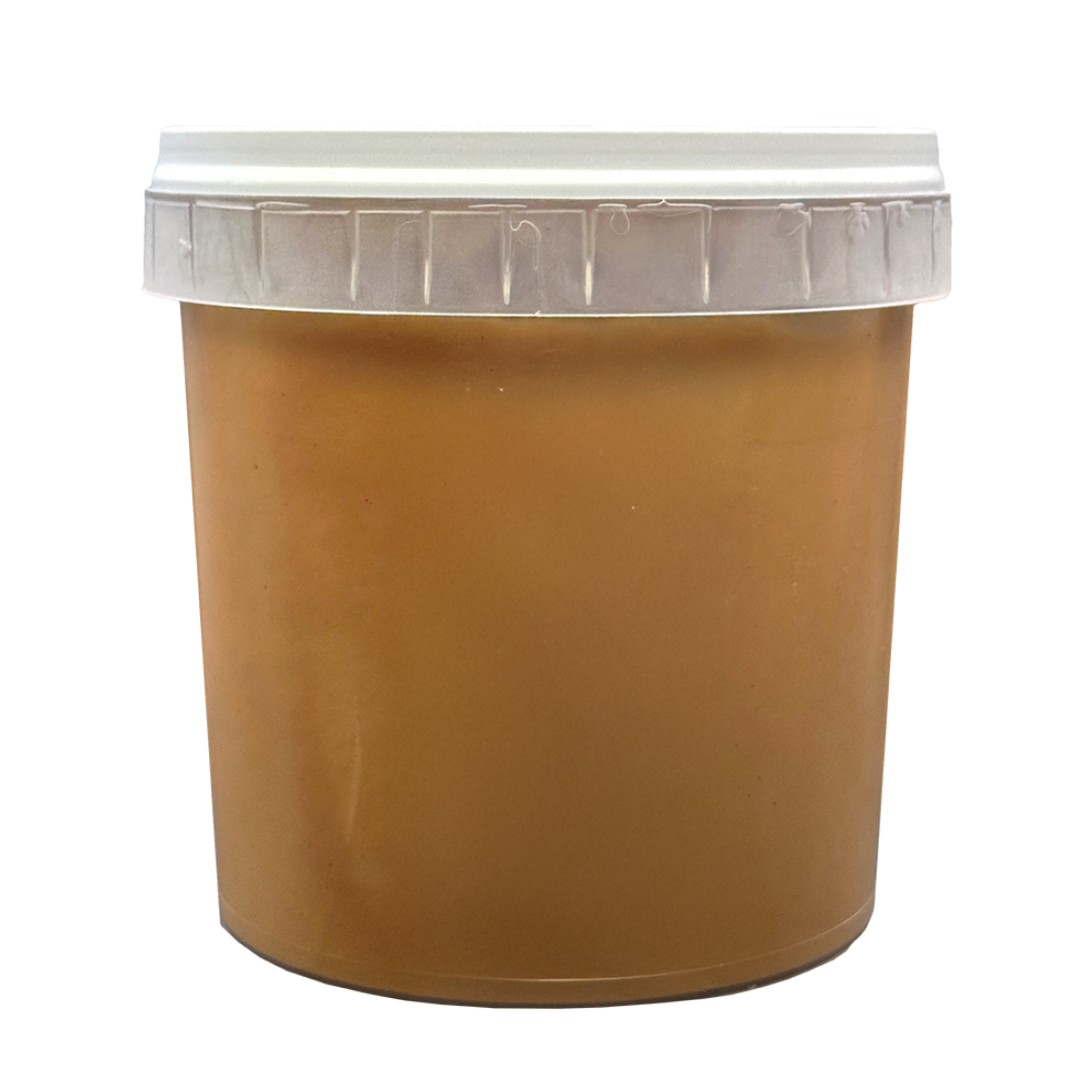 CASHEW • creamy paste of skinless roasted kernels. 90%10 blended with hazelnut. no additives.
